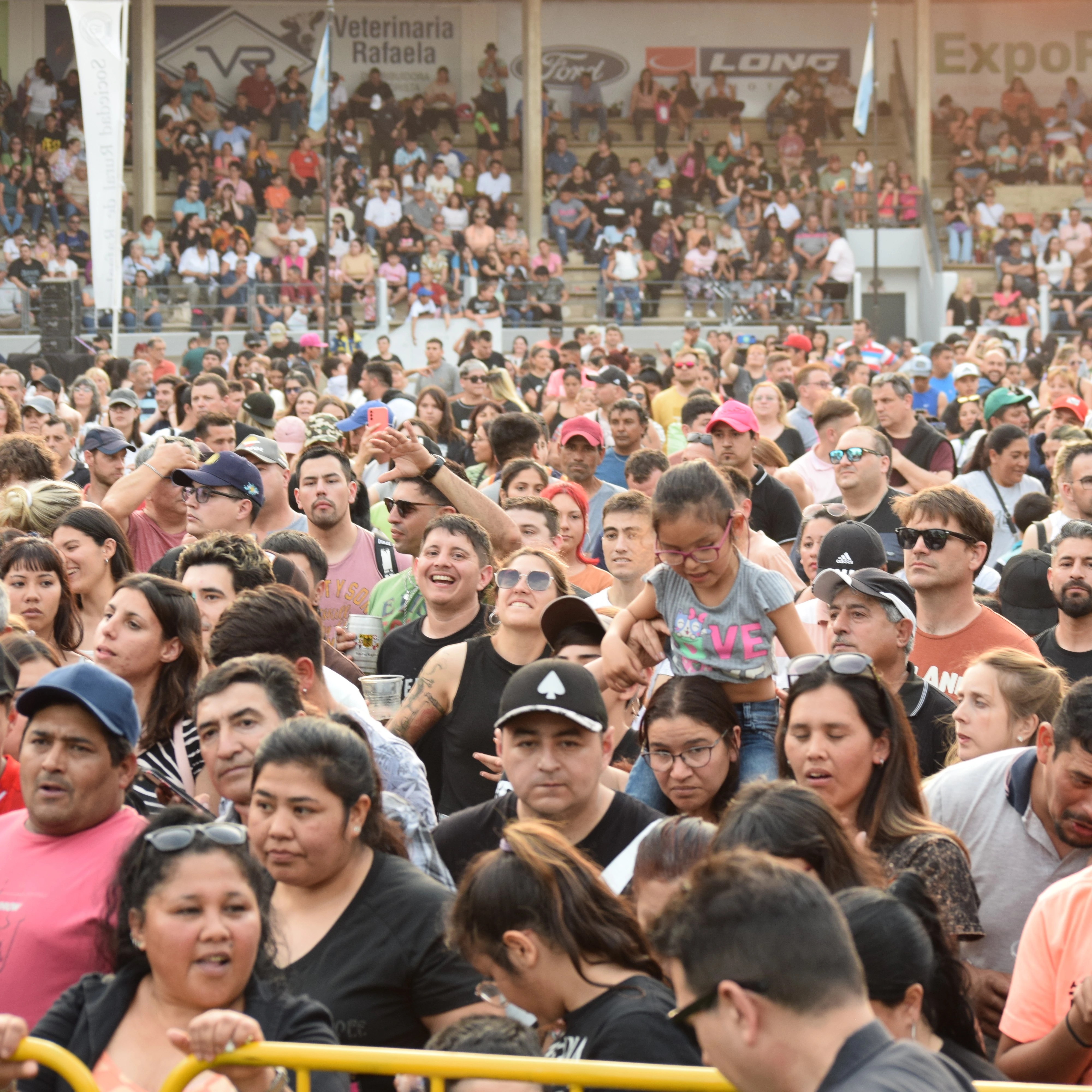seguridad y limpieza en la Expo Rural 2024.